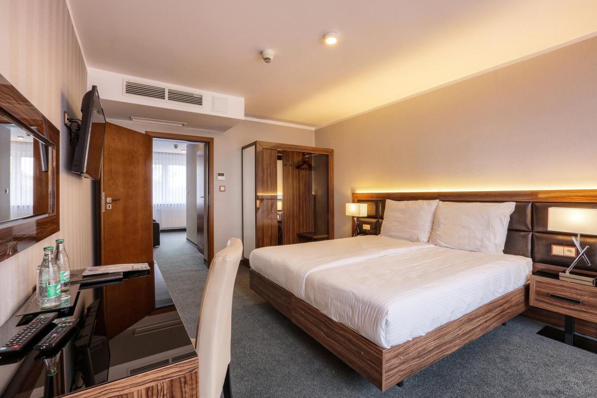 Hotel Weneda Opole Ruang foto